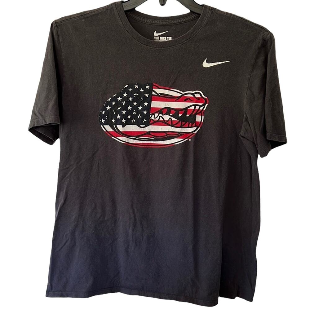 Nike Florida Gators American Flag Designed Logo Short Sleeve Tee